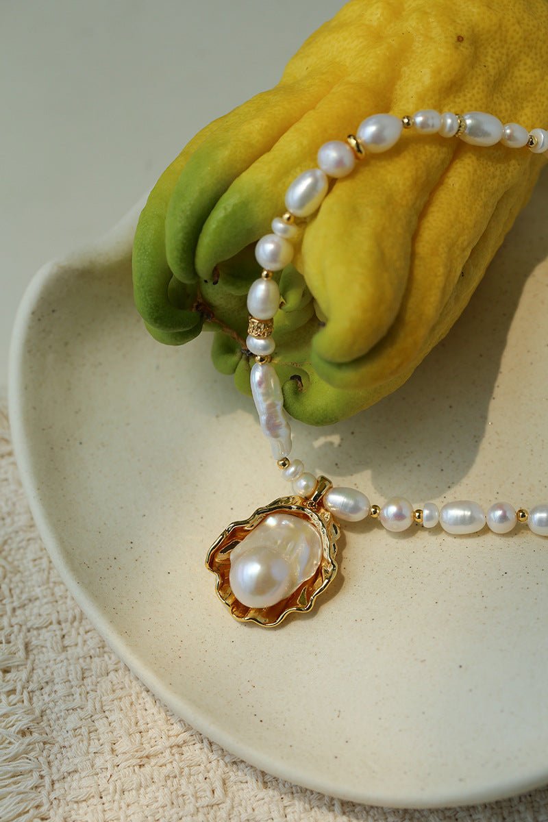 Vintage Baroque Pearl Shell Pendant Adjustable Choker Necklace - floysun