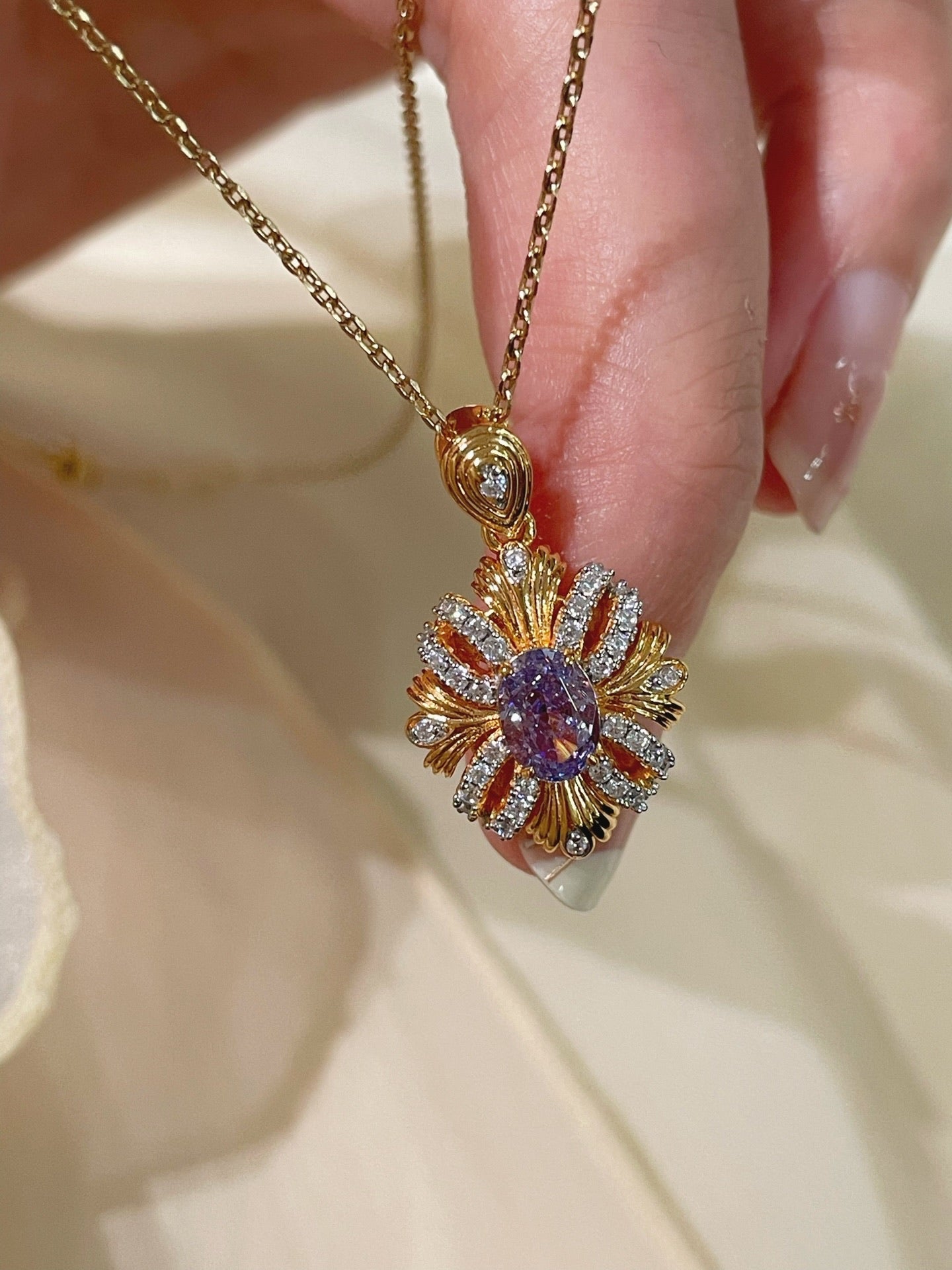 Vintage Bauhinia Flower Necklace – Purple Lab - Grown Diamond - floysun