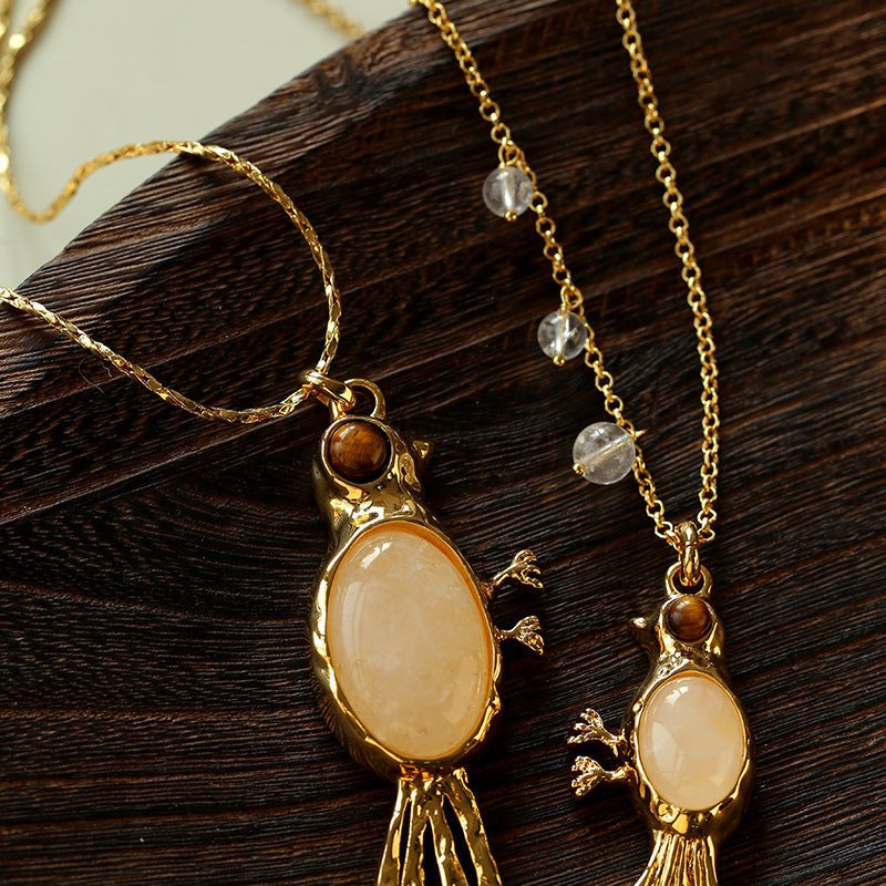 Vintage Bird Pendant Necklace with Crystal Accents - floysun