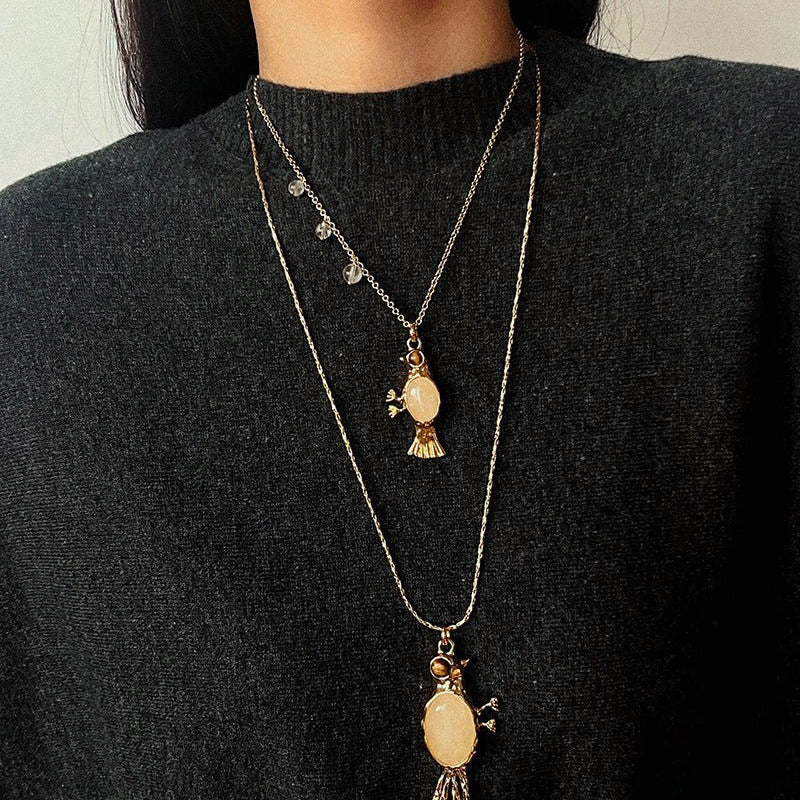 Vintage Bird Pendant Necklace with Crystal Accents - floysun