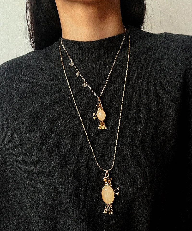 Vintage Bird Pendant Necklace with Crystal Accents - floysun