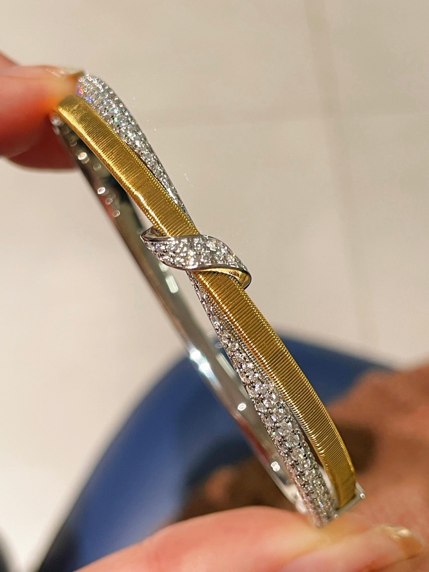 Vintage Brushed Cross Knot Bangle - floysun