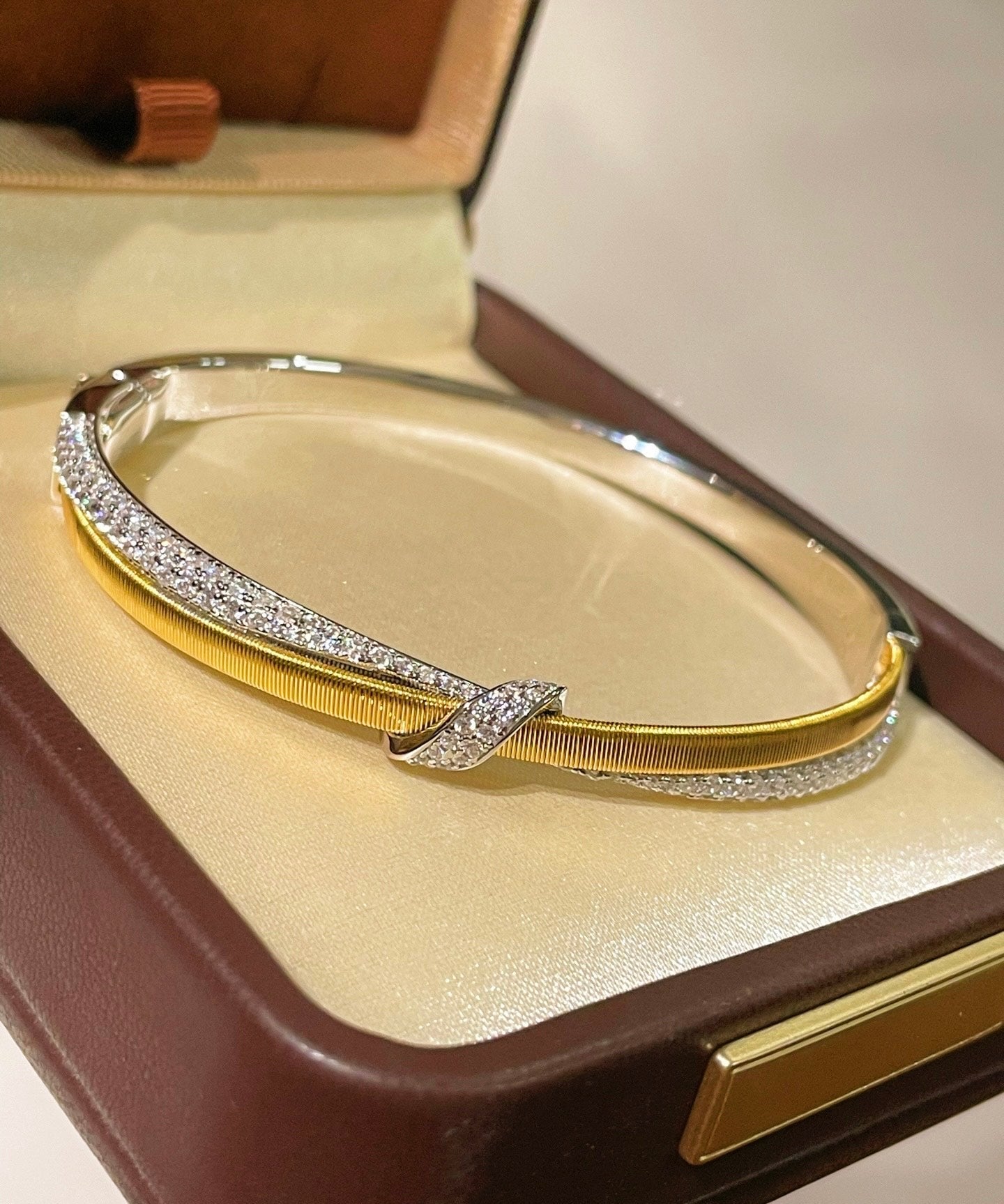 Vintage Brushed Cross Knot Bangle - floysun