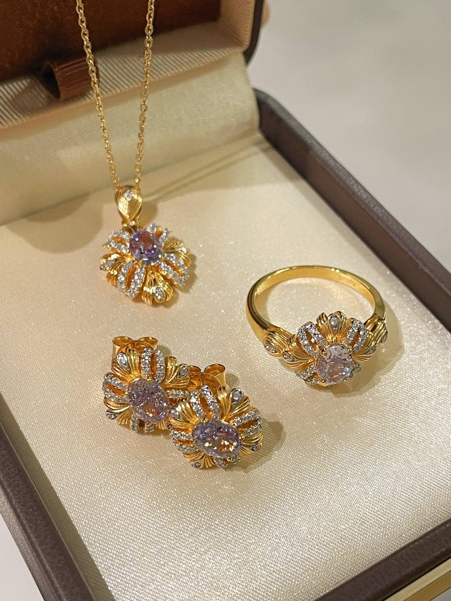 Vintage Brushed Purple Diamond Stud Earrings - floysun