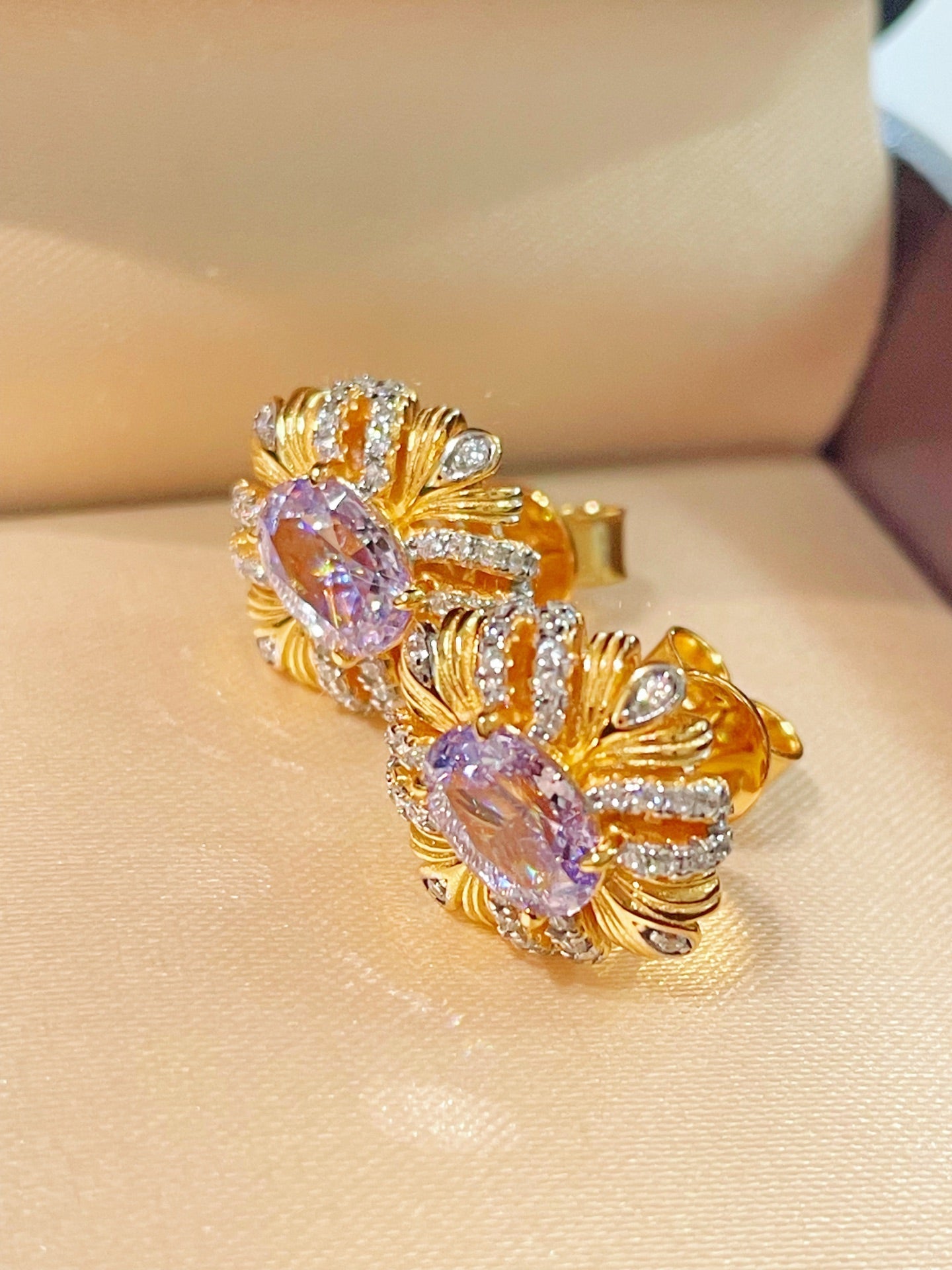 Vintage Brushed Purple Diamond Stud Earrings - floysun