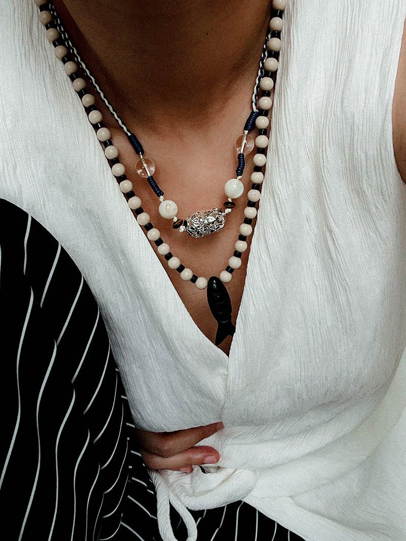 Vintage Carved Fish Necklace with Natural Stones – Red Green & Black White - floysun