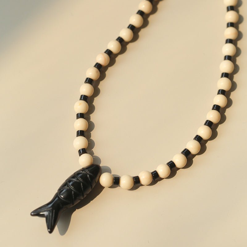 Vintage Carved Fish Necklace with Natural Stones – Red Green & Black White - floysun