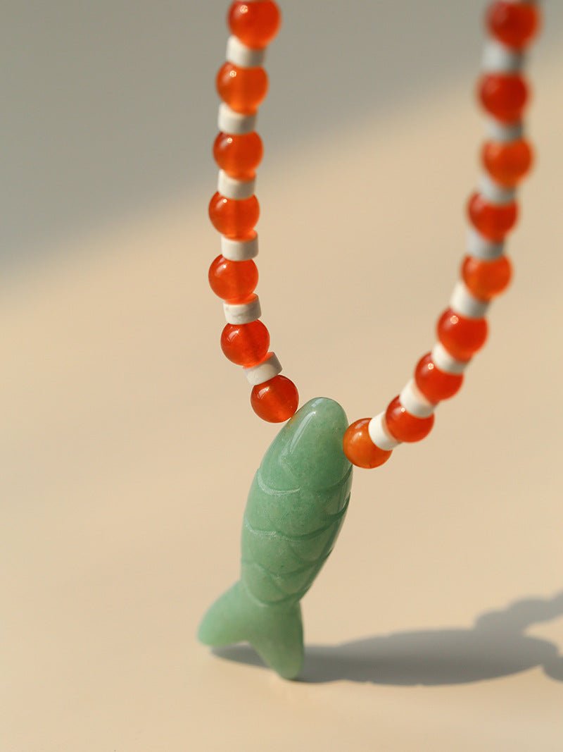 Vintage Carved Fish Necklace with Natural Stones – Red Green & Black White - floysun