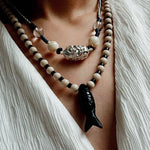 Vintage Carved Fish Necklace with Natural Stones – Red Green & Black White - floysun