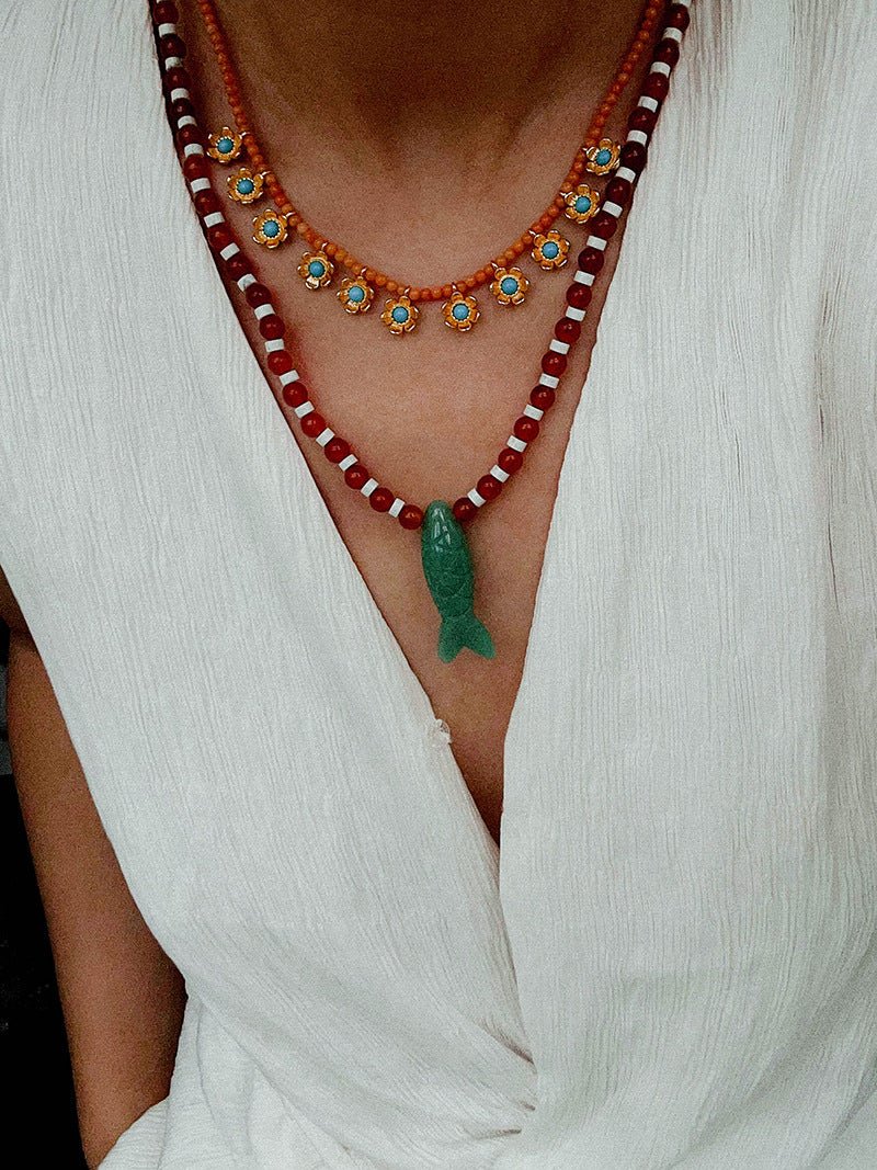 Vintage Carved Fish Necklace with Natural Stones – Red Green & Black White - floysun