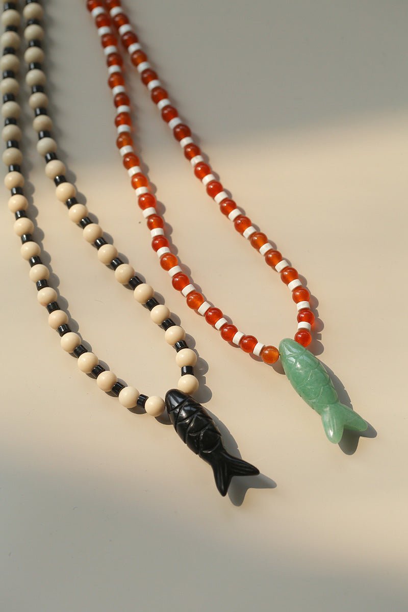 Vintage Carved Fish Necklace with Natural Stones – Red Green & Black White - floysun