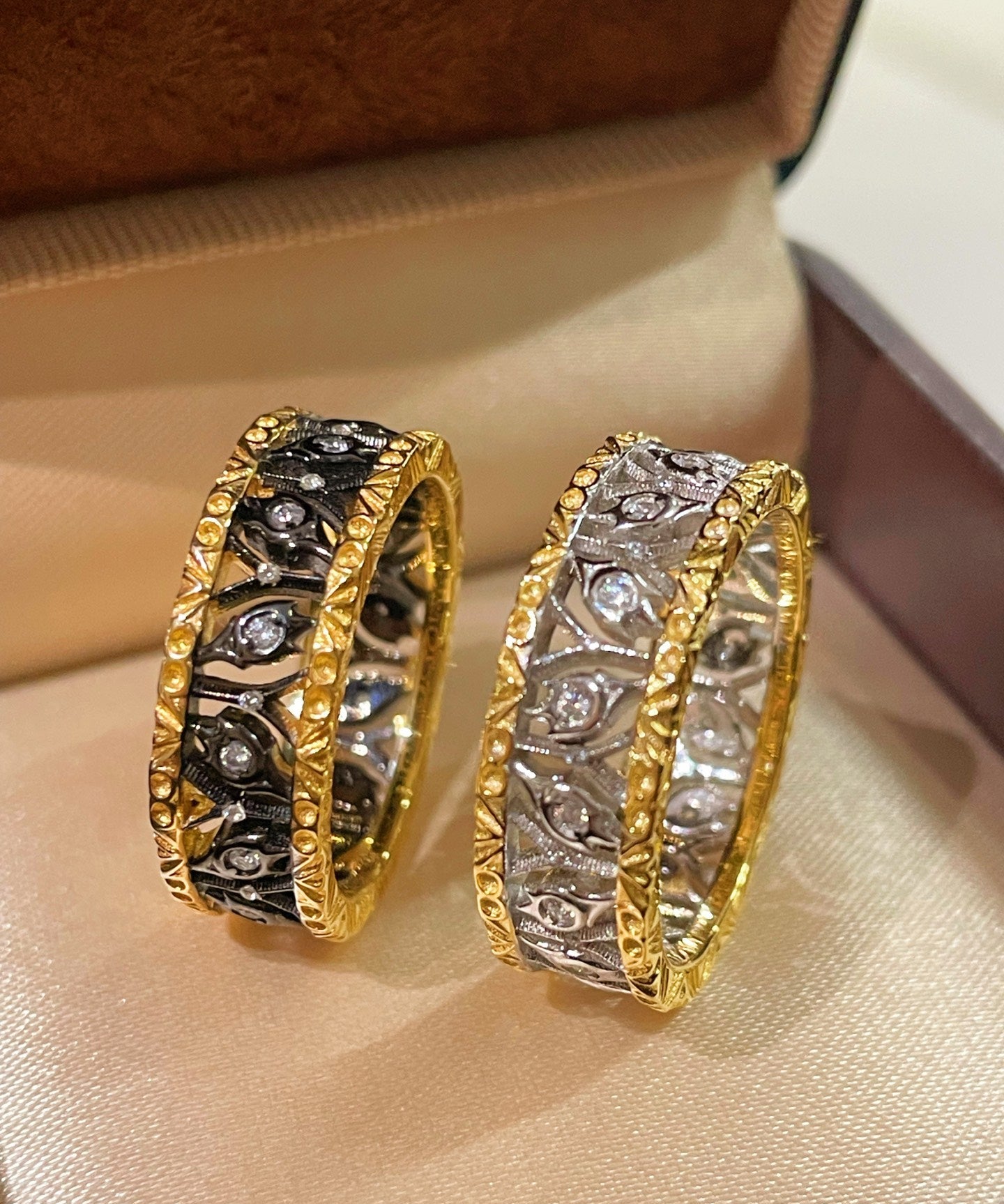 Vintage Carved Leaf Two - Tone Ring - floysun