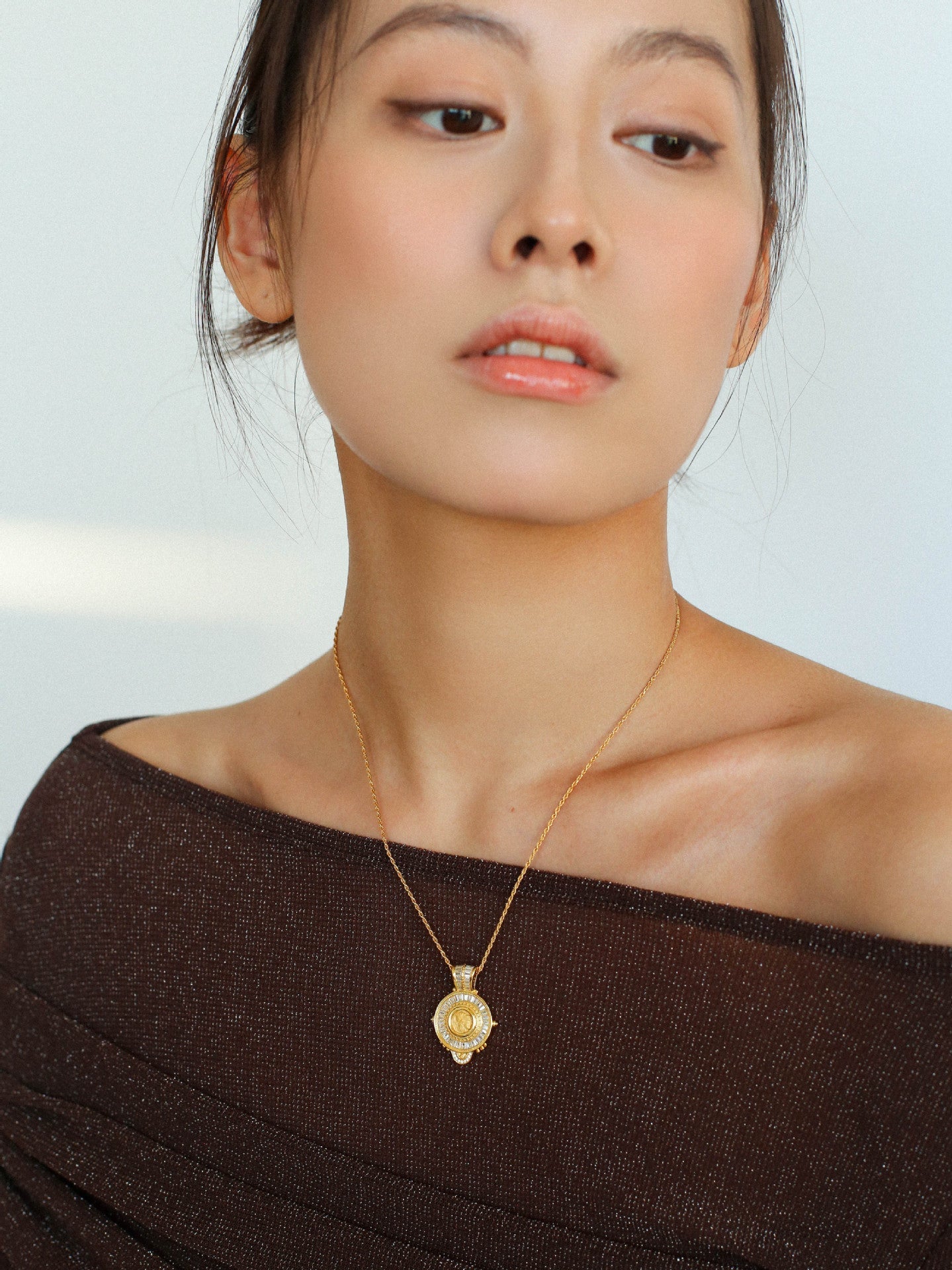 Vintage Coin Pendant Collection – Mix & Match Chains & Pearl Necklaces - floysun