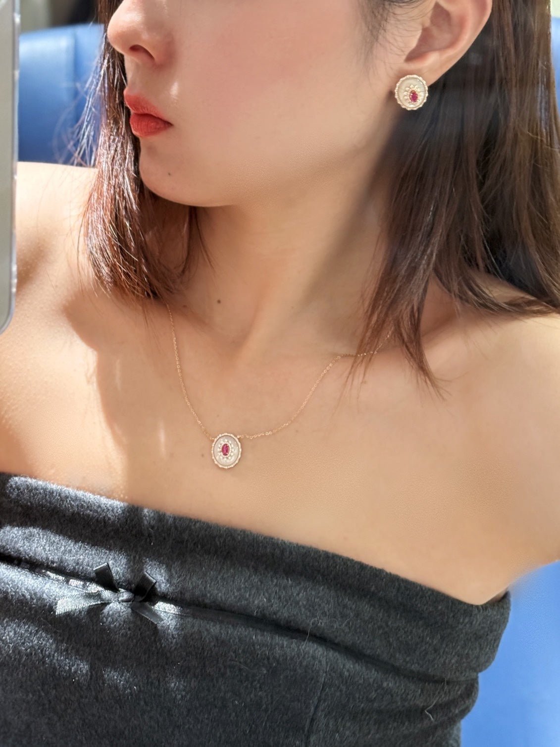 Vintage Court Ruby & Mother - of - Pearl Cabochon Necklace - floysun