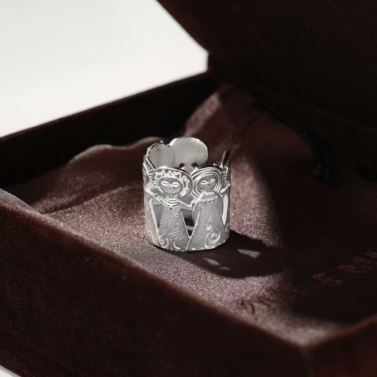 Vintage Embrace Poseidon 925 Sterling Silver Open Band Ring - floysun