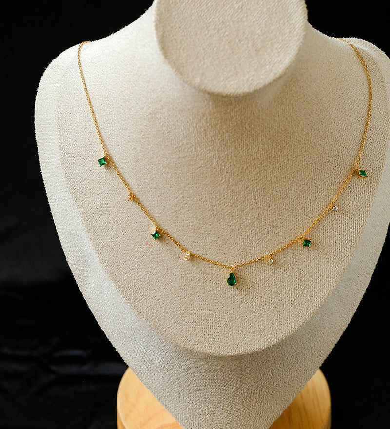 Vintage Emerald Sparkle Sterling Silver Necklace - floysun
