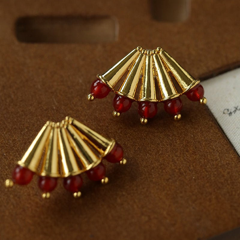 Vintage Fan - Shaped Pearl & Agate Stud Earrings | Elegant Everyday Chic - floysun
