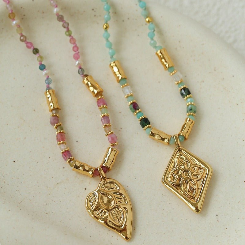 Vintage Geometric Floral Beaded Embossed Pendant Necklace - floysun