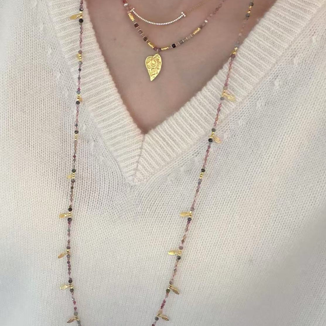 Vintage Geometric Floral Beaded Embossed Pendant Necklace - floysun