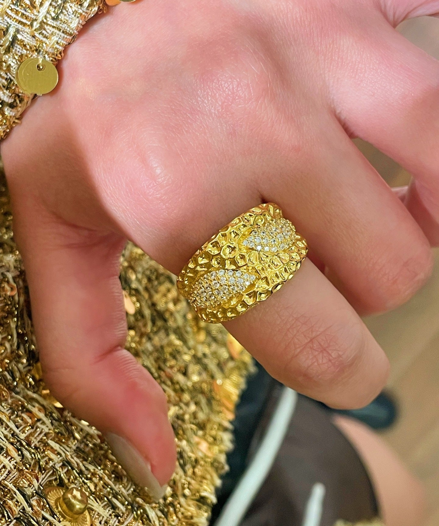 Vintage Gilded "Molten Aura" Wide Band Ring - floysun