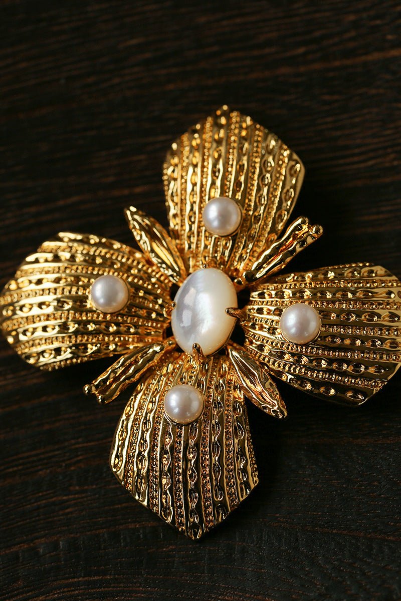Vintage Gilded Pearl & Mother of pearls Floral Brooch - floysun