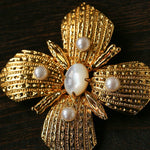 Vintage Gilded Pearl & Mother of pearls Floral Brooch - floysun