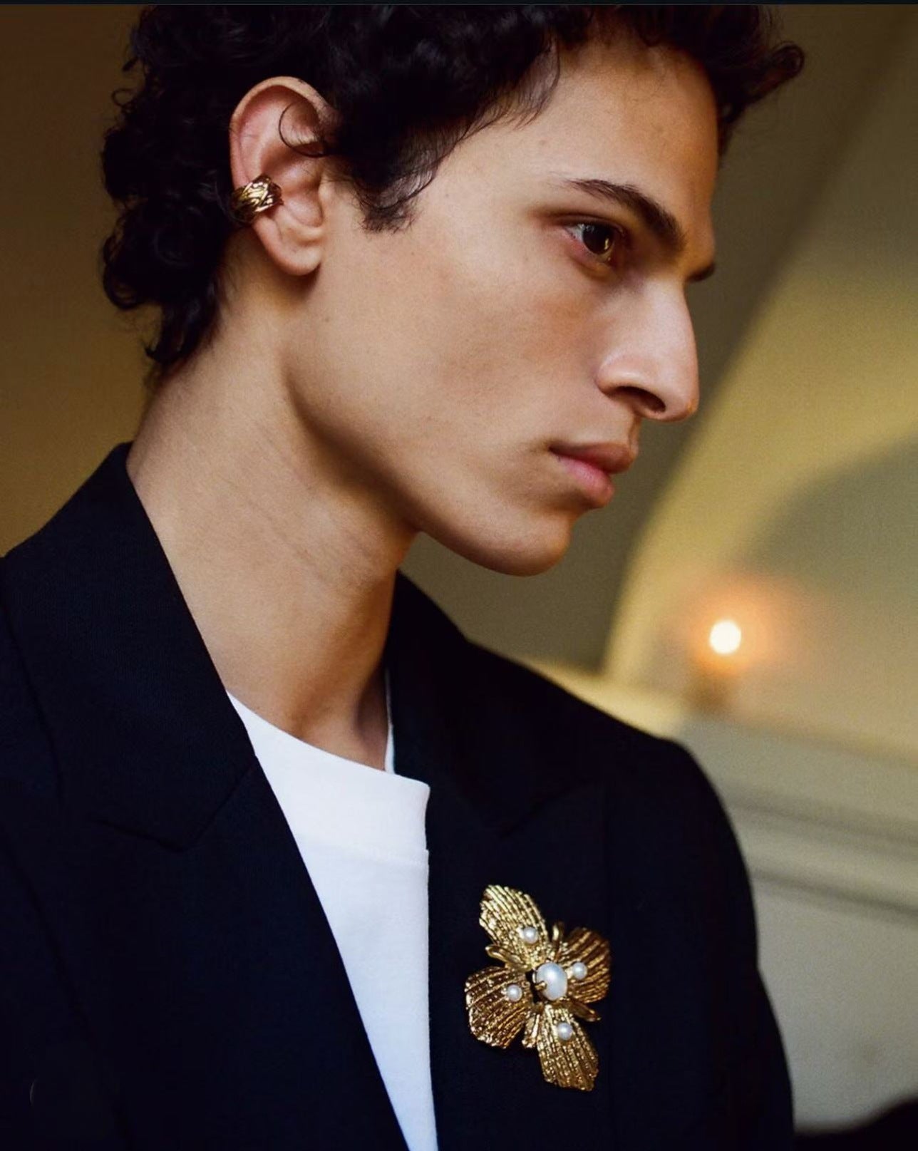 Vintage Gilded Pearl & Mother of pearls Floral Brooch - floysun