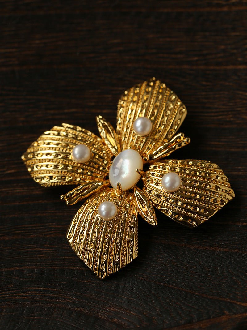 Vintage Gilded Pearl & Mother of pearls Floral Brooch - floysun
