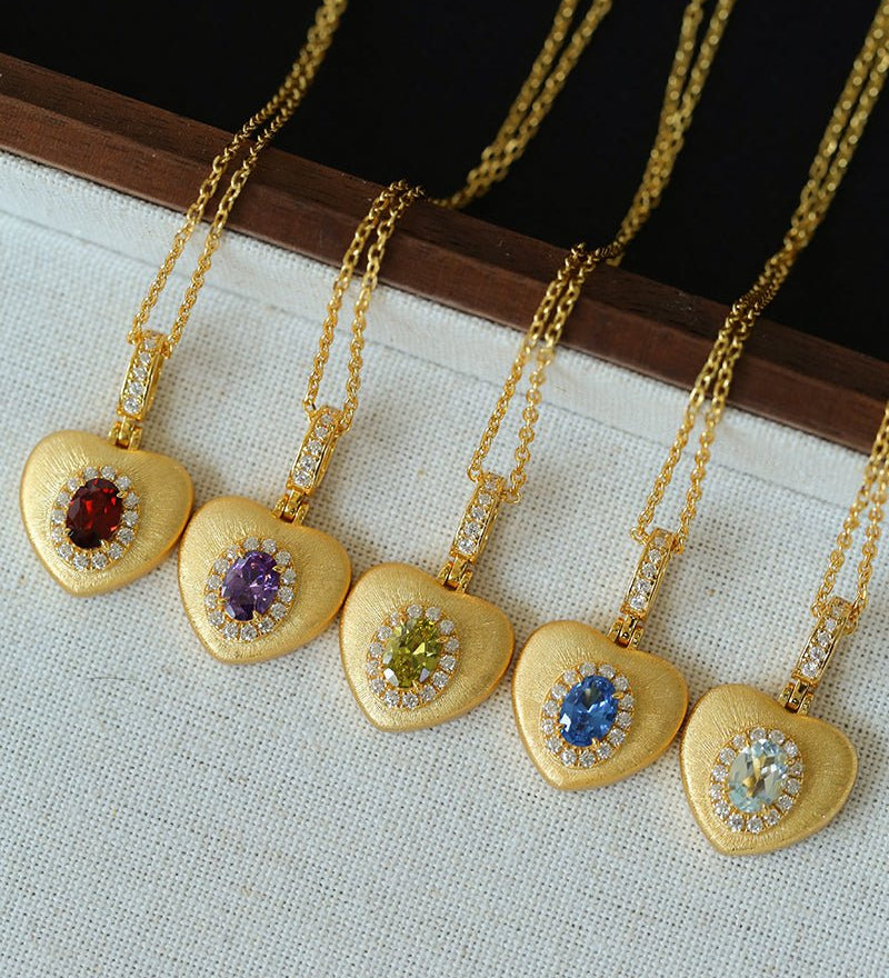 Vintage Gleam Heart Pendant Necklace - floysun