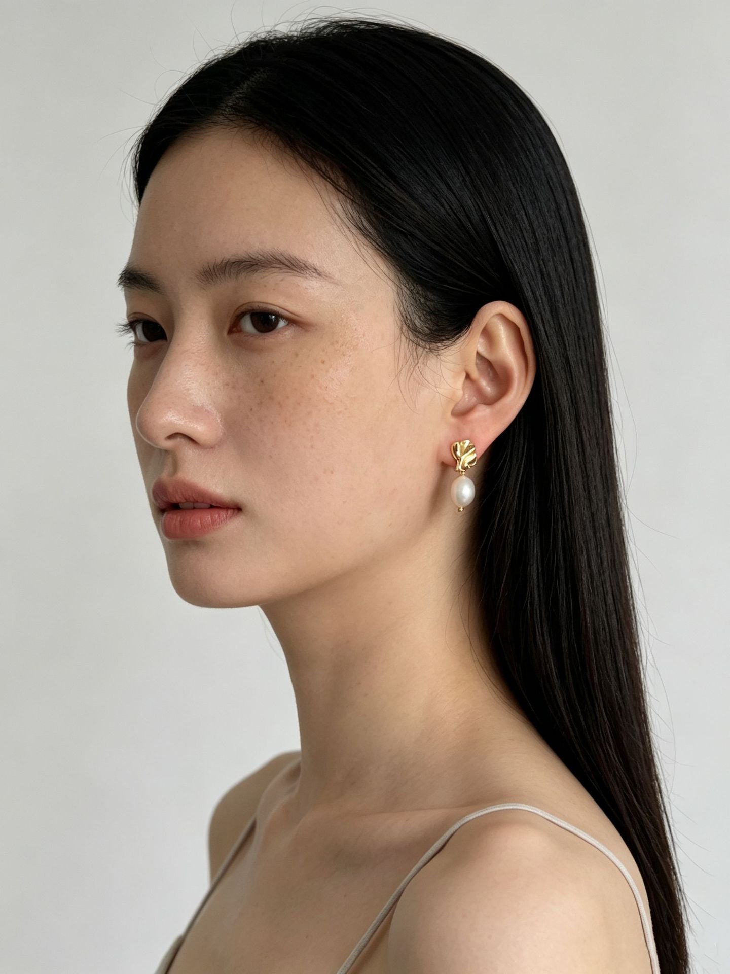 Vintage Gold Natural Freshwater Pearl Drop Earrings - floysun