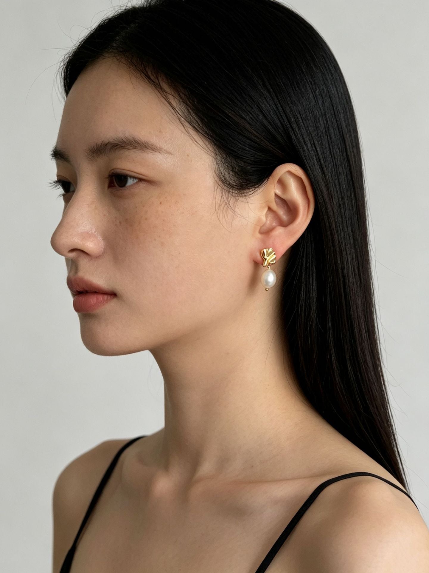Vintage Gold Natural Freshwater Pearl Drop Earrings - floysun