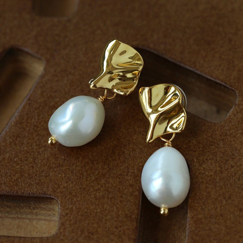 Vintage Gold Natural Freshwater Pearl Drop Earrings - floysun
