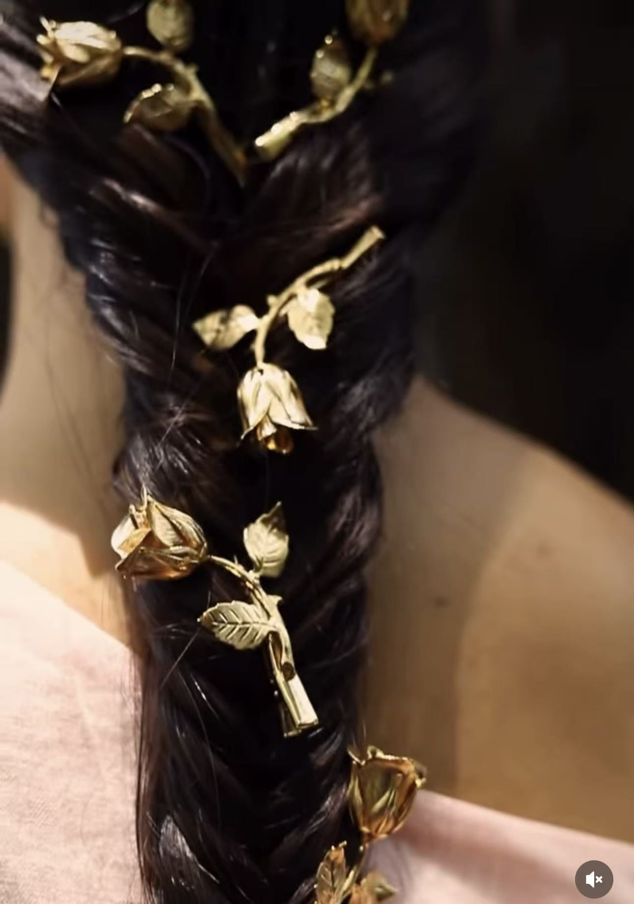 Vintage Gold Rose Branch Brooch - floysun