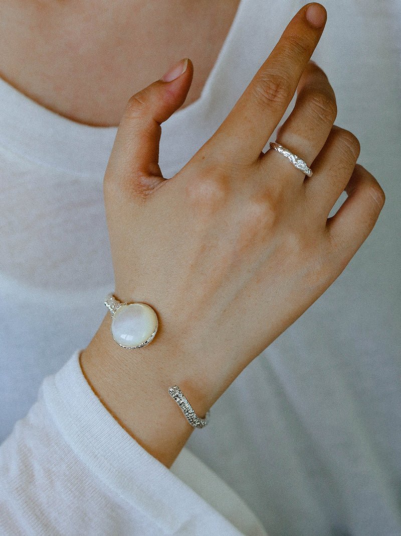 Vintage Hammered Lava Texture White Mother of Pearl Open Cuff Bracelet - floysun