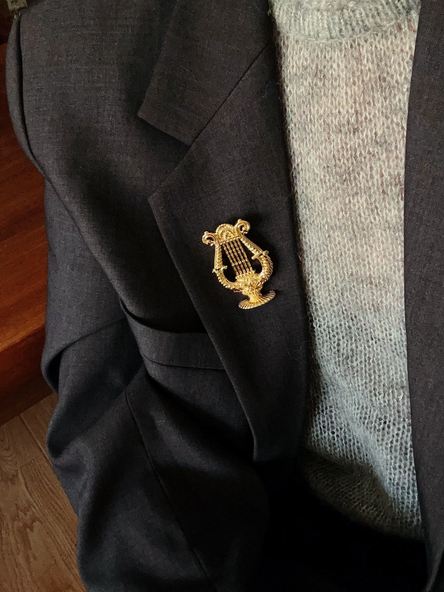 Vintage Harp Metal Brooch - floysun