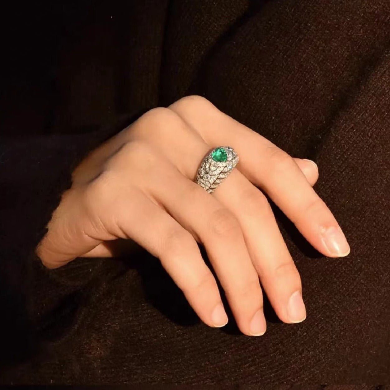 Vintage Heart-Shaped Emerald and Diamond Ring - floysun