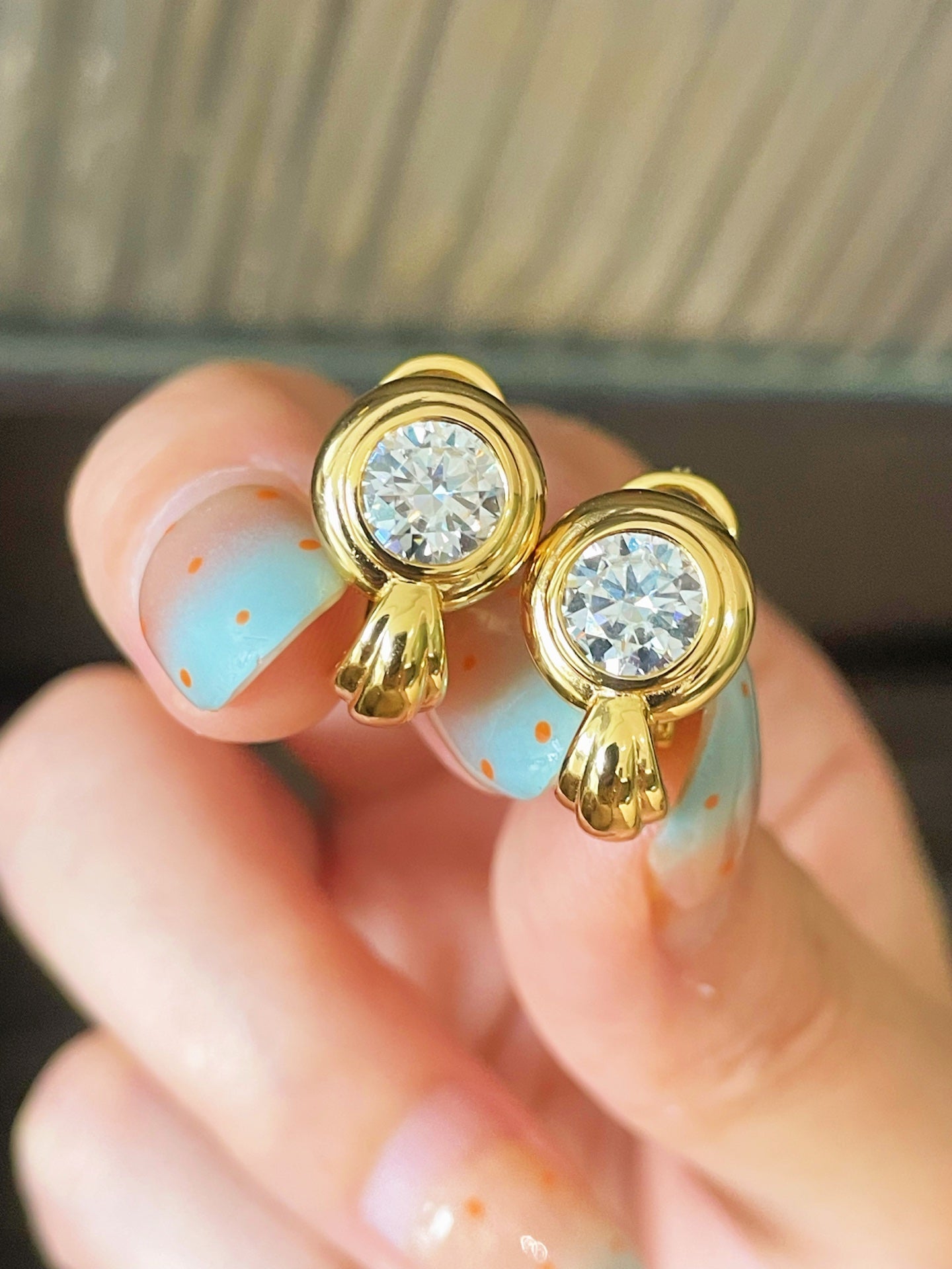 Vintage Heavy Craft 2ct Round Moissanite Huggie Earrings - floysun