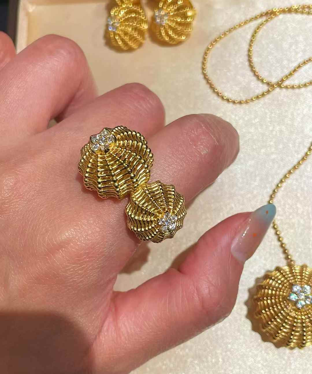 Vintage Heavy Filigree Dual Cactus Ball Statement Ring - floysun