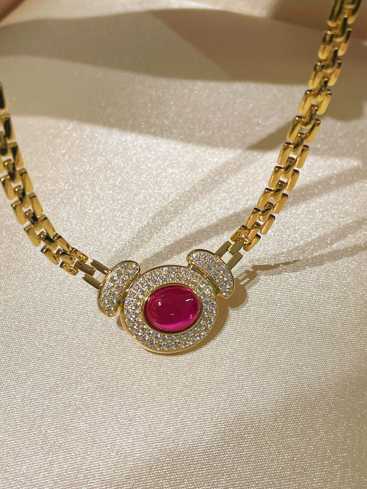 Vintage Heritage Tank Chain Necklace Ruby Sugar - Loaf Cabochon Station - floysun