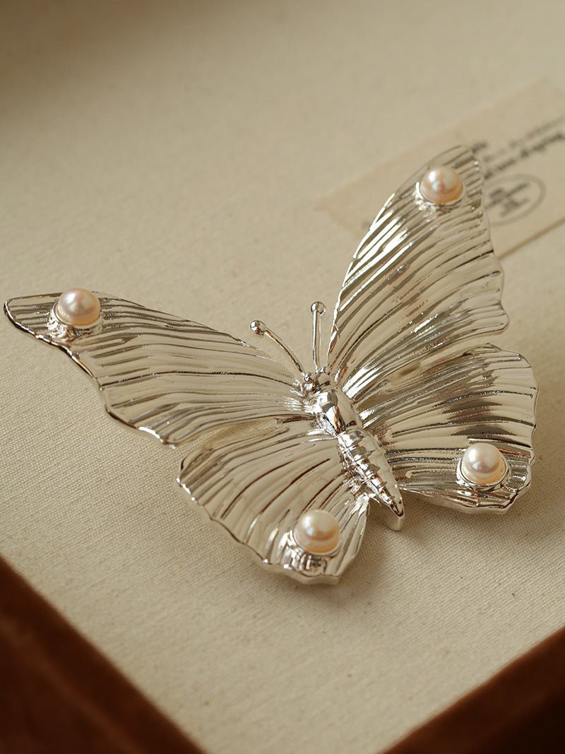 Vintage - Inspired Butterfly Brooch with Pearl & Red Agate - floysun