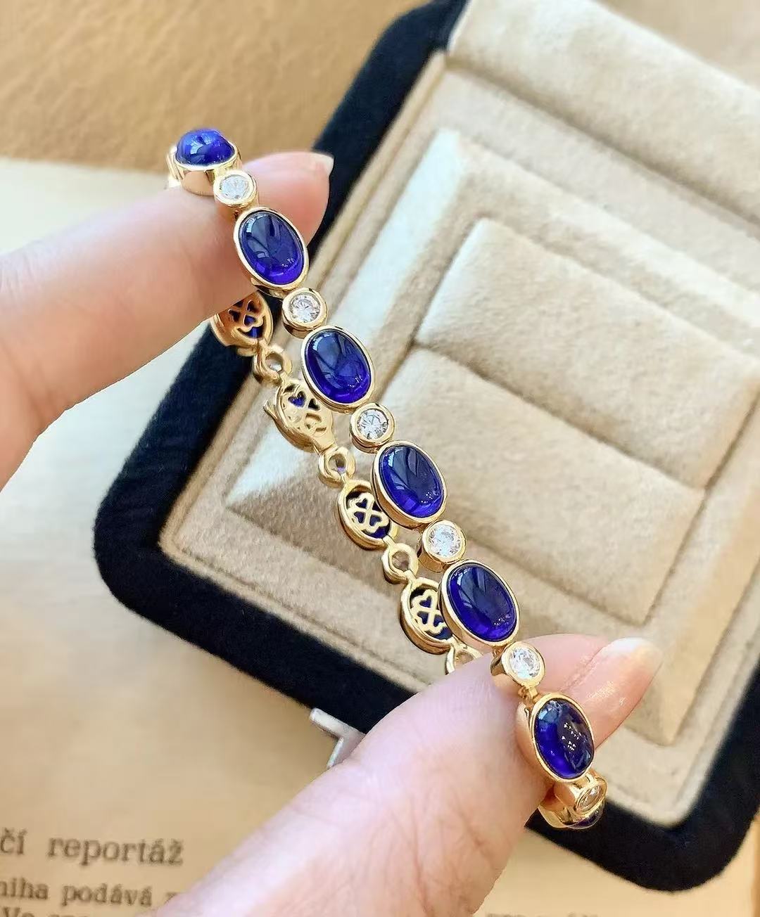 Vintage-Inspired Oval Synthetic Sapphire Tennis Bracelet - floysun