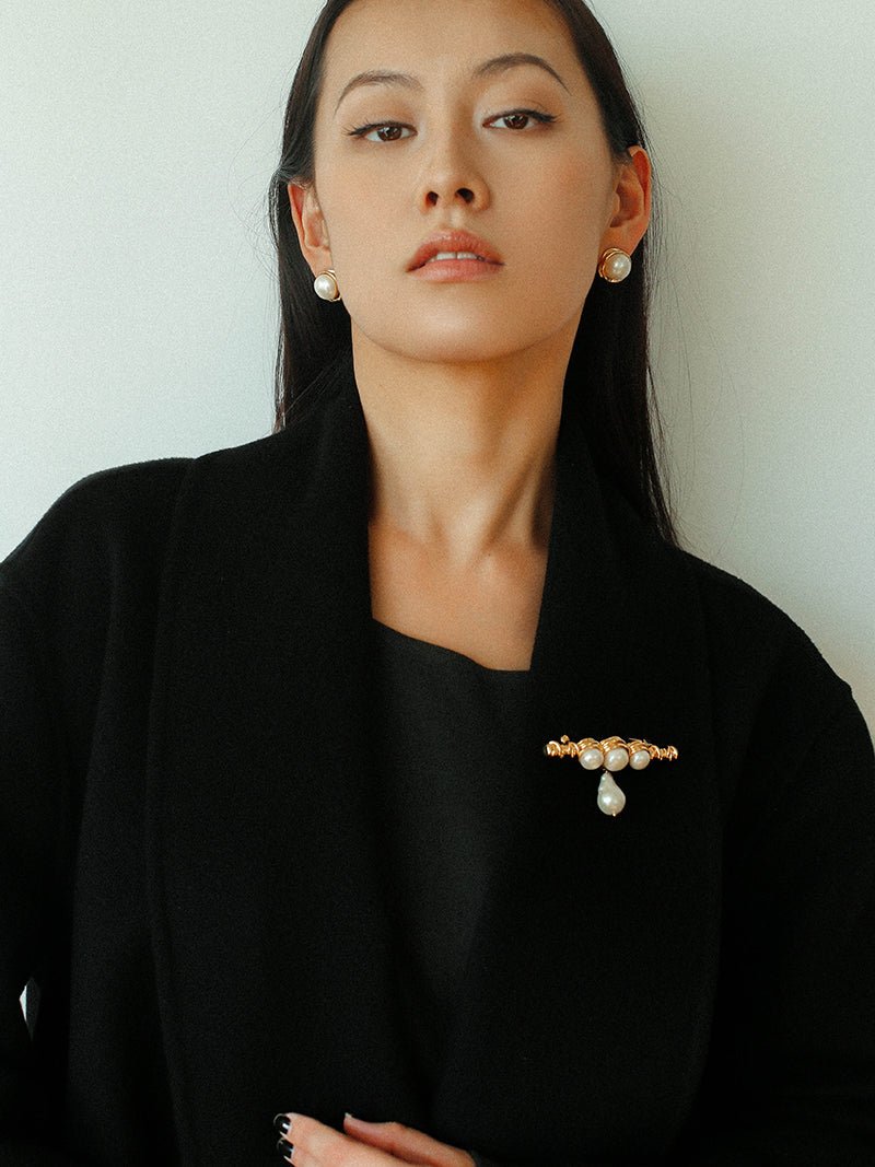 Vintage - Inspired Round Pearl Stud Earrings - floysun