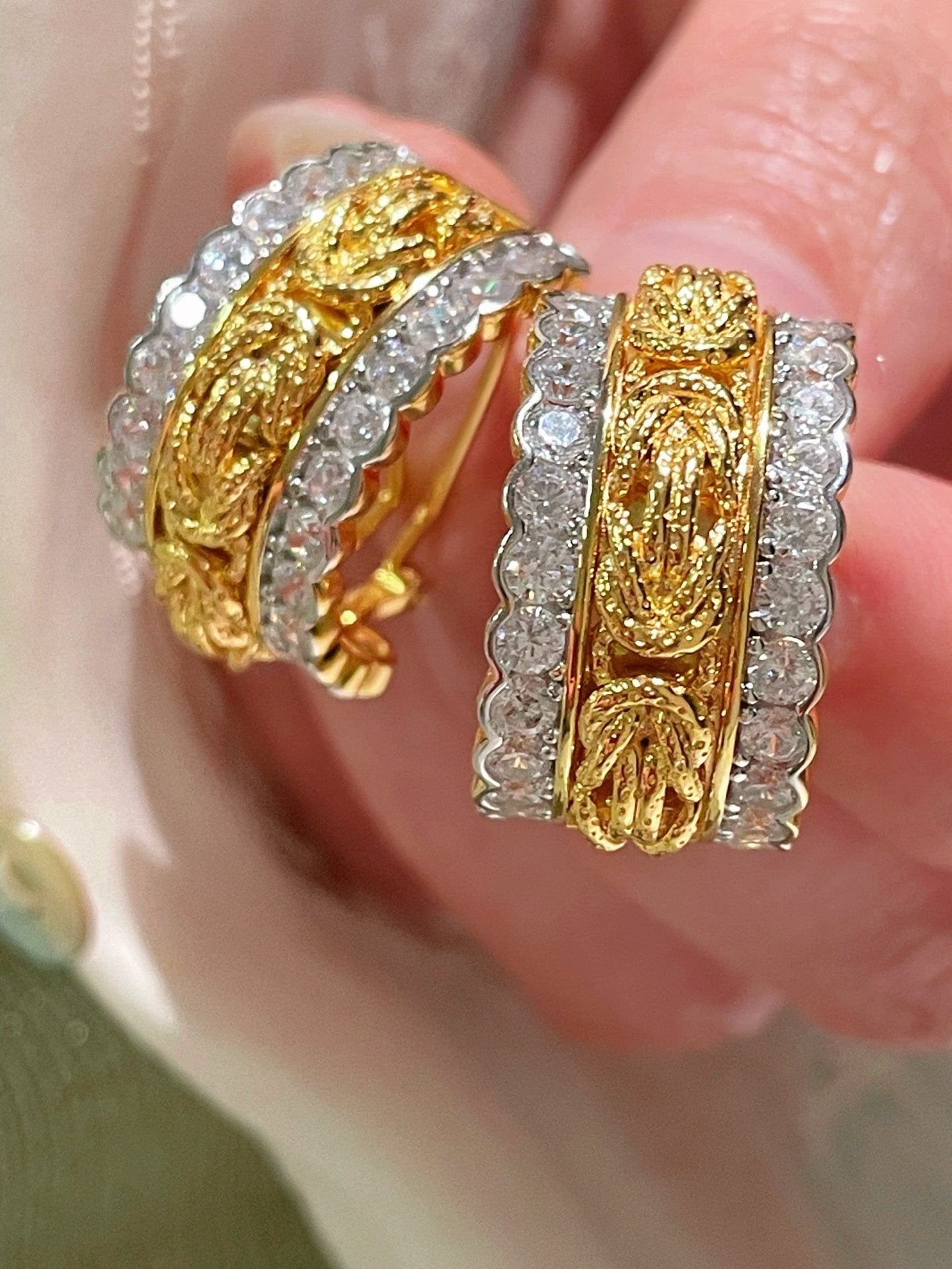 Vintage - Inspired Wide Hoop Earrings with Sparkling Stones - floysun