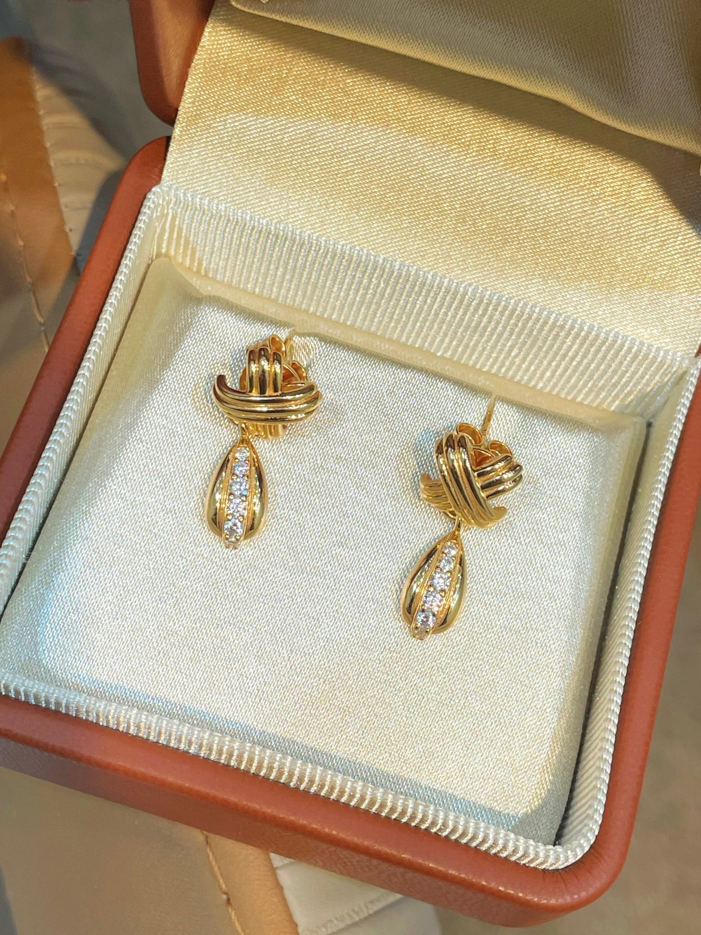 Vintage Intertwined Knot Teardrop Lab-Grown Diamond Drop Earrings - floysun