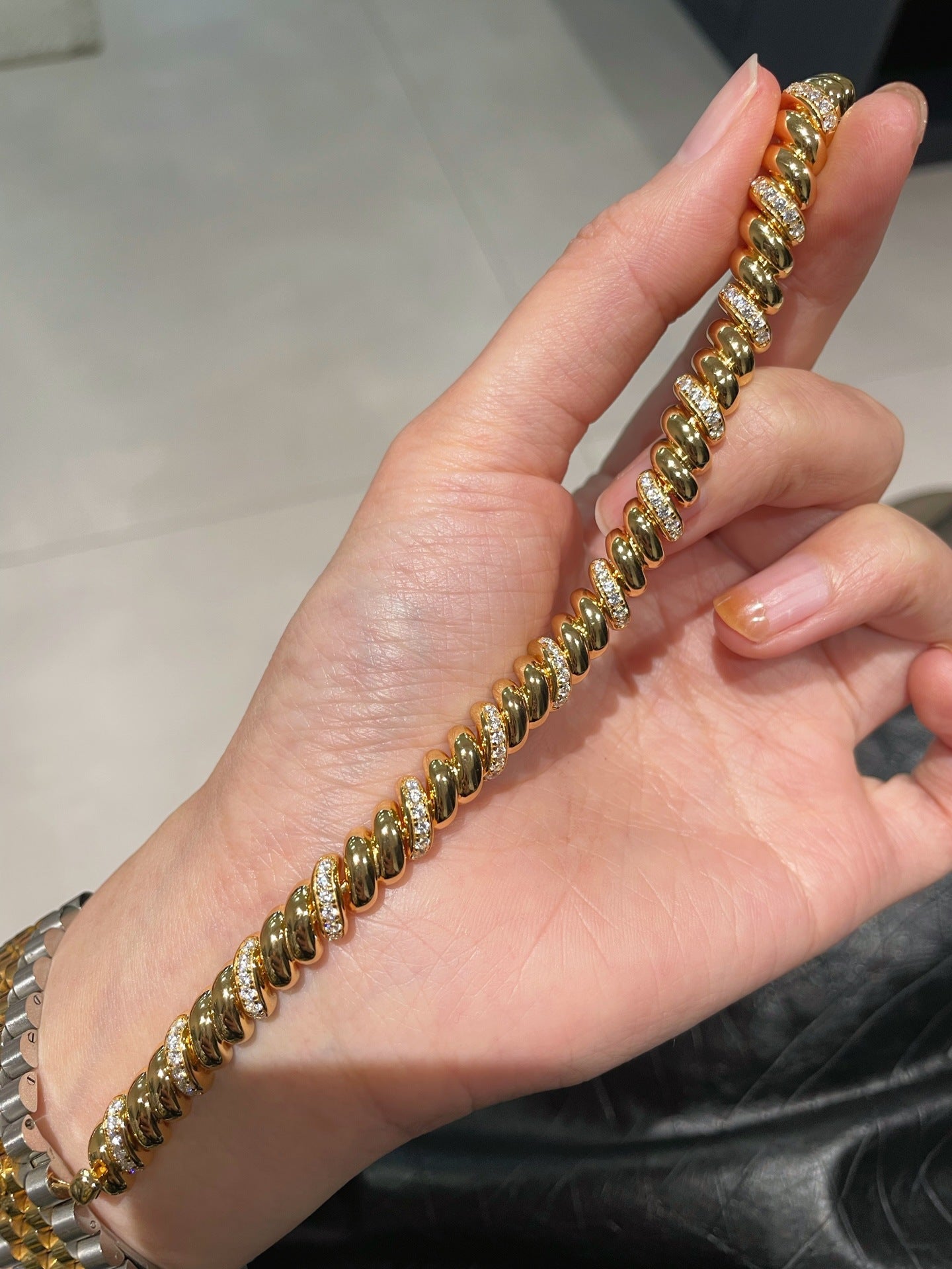 Vintage Italian Heavy Twisted Link Bracelet - floysun