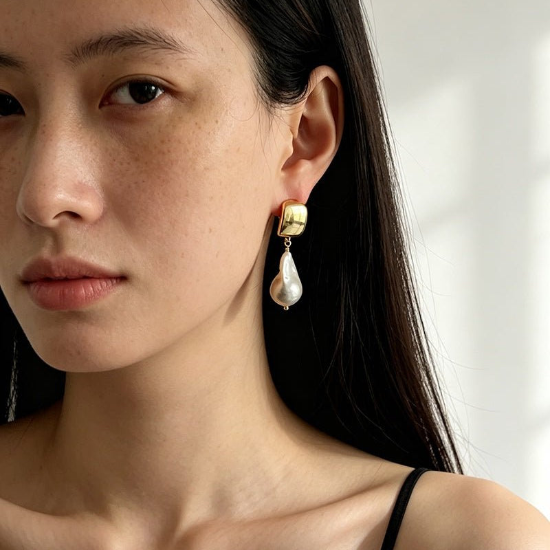 Vintage Light Luxury Baroque Pearl Drop Dangle Earrings - floysun