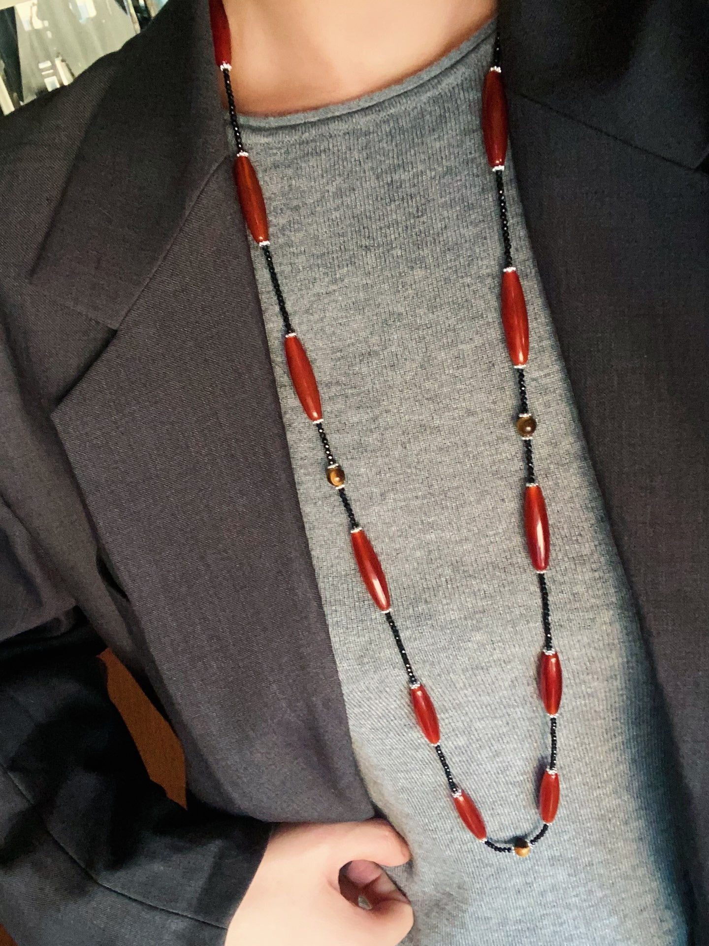 Vintage Long Agate & Black Spinel Necklace - floysun