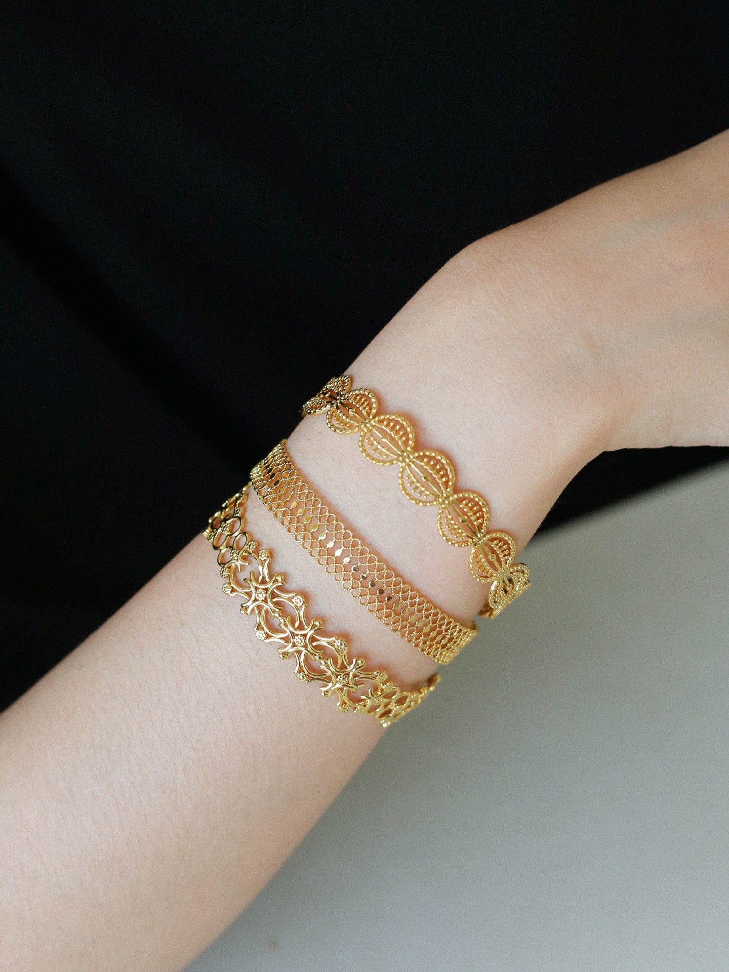 Vintage Palace Lace Filigree Open Cuff Stackable Bracelet - floysun