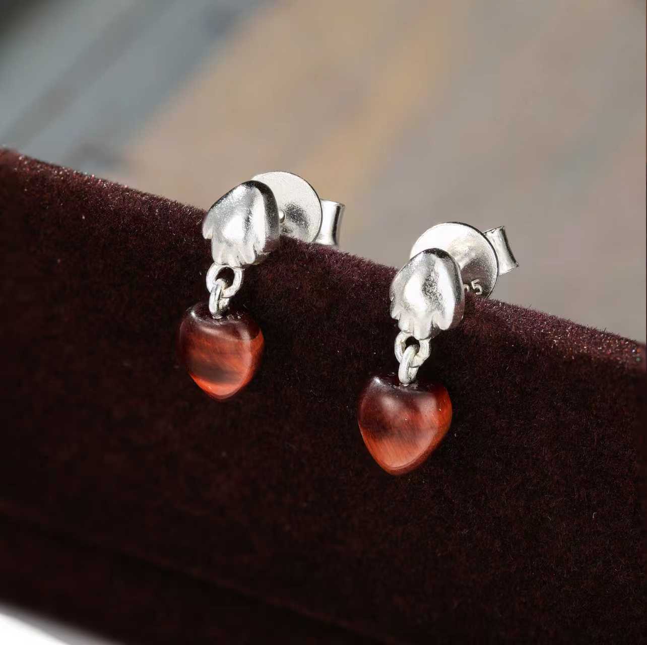 Vintage Palm & Red Tiger's Eye Heart Drop Earrings - floysun