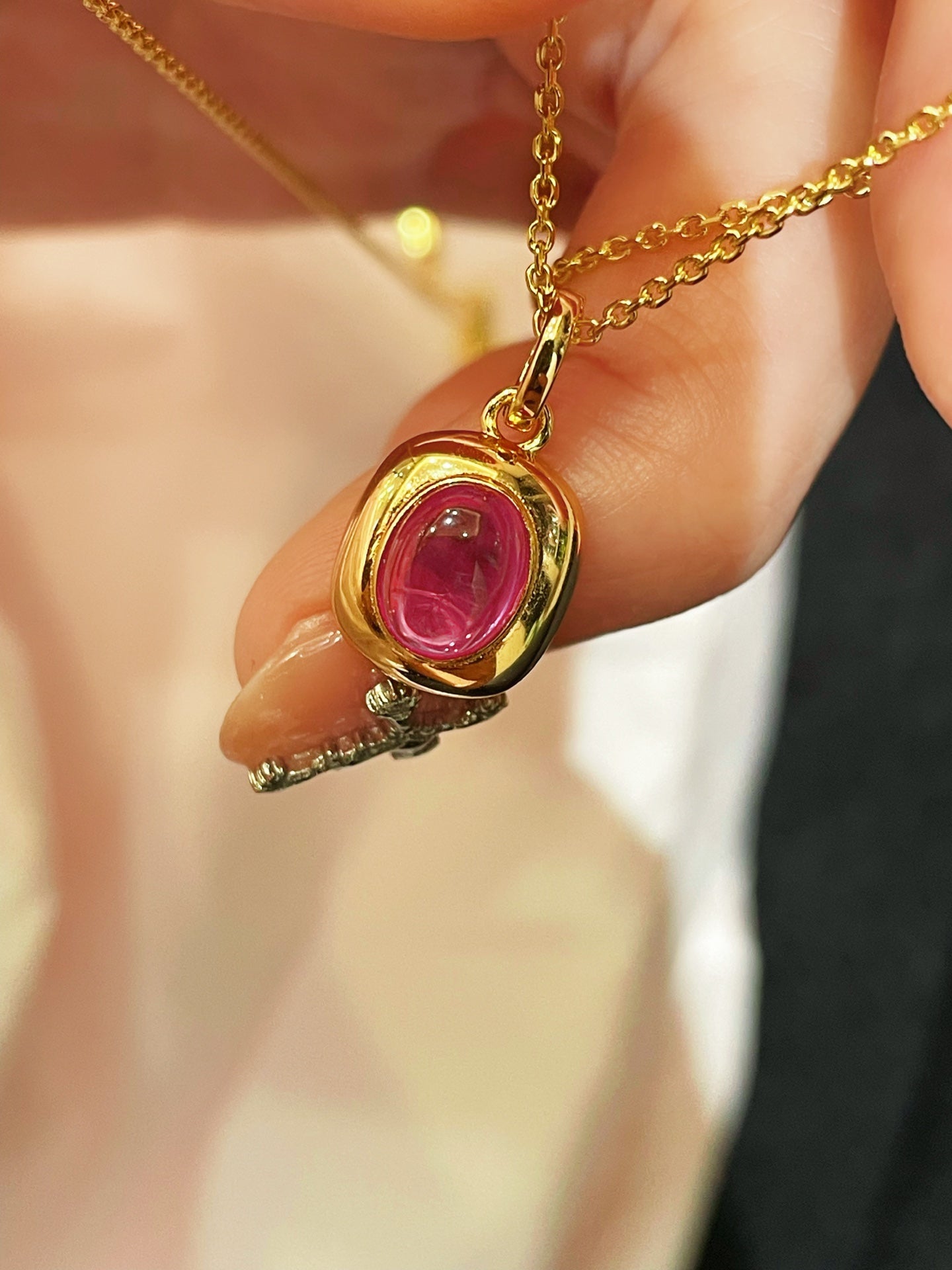 Vintage Pink Lab-Grown Sapphire Cabochon Pendant Necklace - floysun